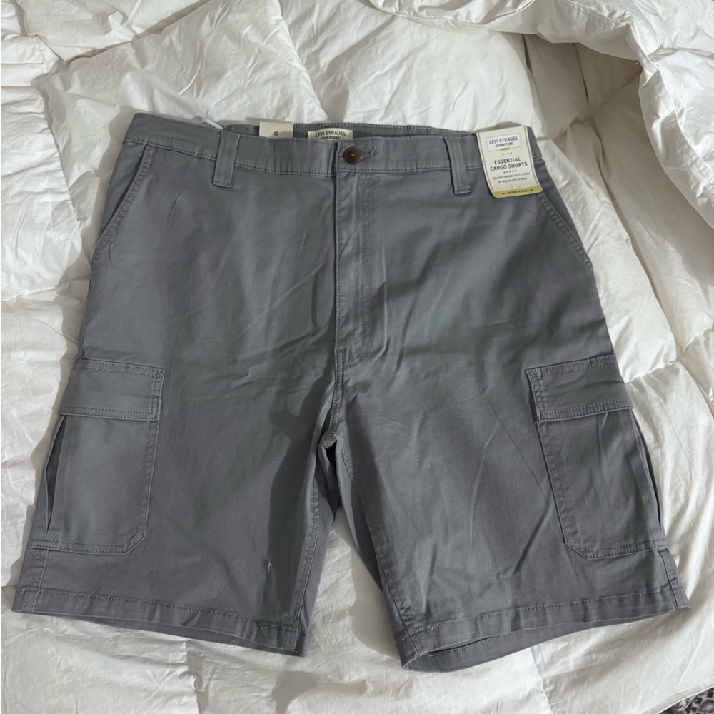 Levi's Men's Charcoal Cargo Shorts